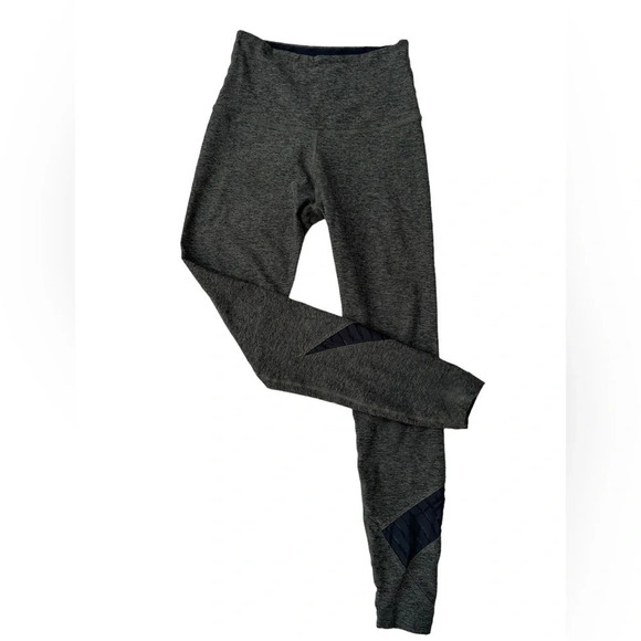 Beyond Yoga | Spacedye 7/8 High Waist Heathered Green Mesh Ankle, Size Small - Picture 2 of 8